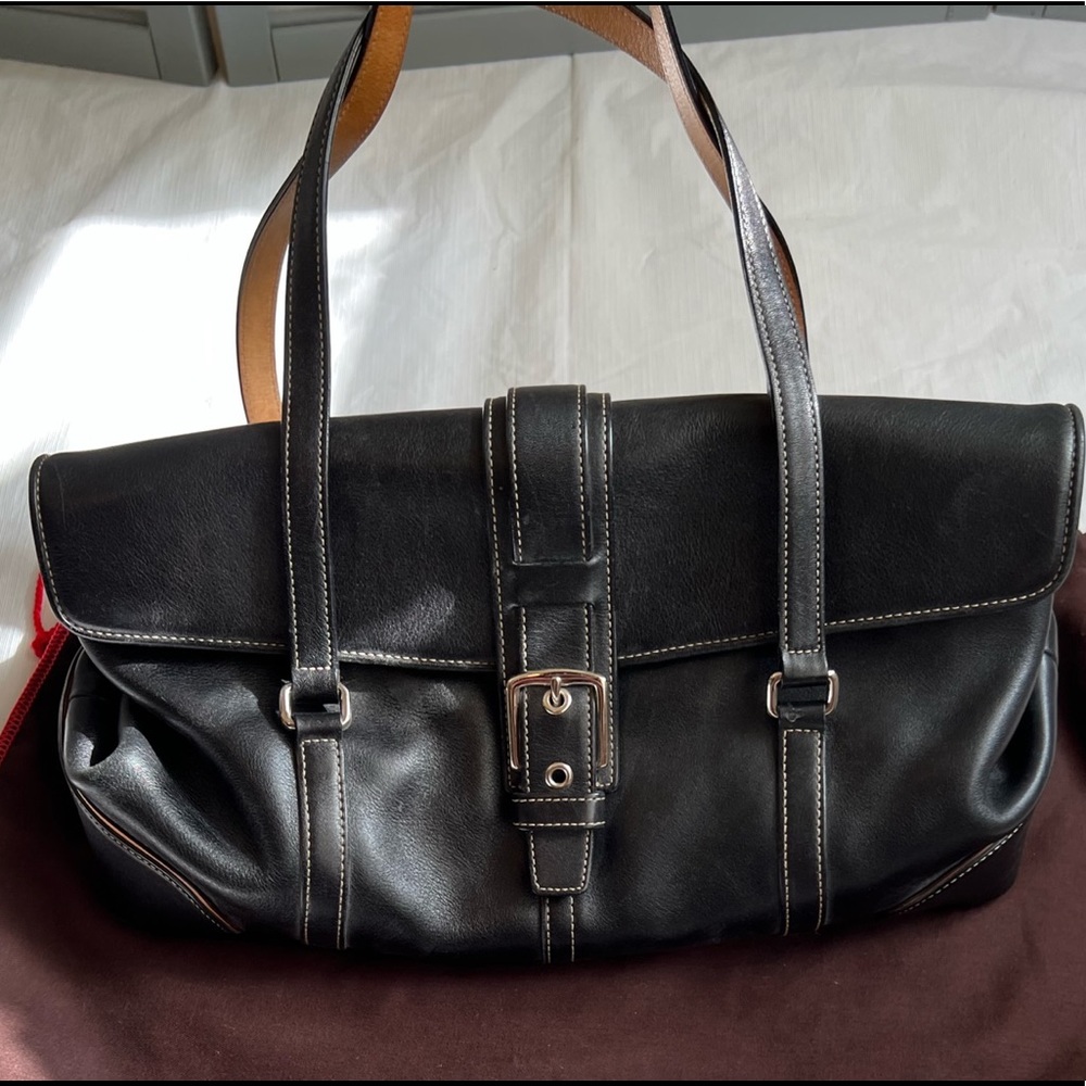 EUC Coach Black Leather Satchel!